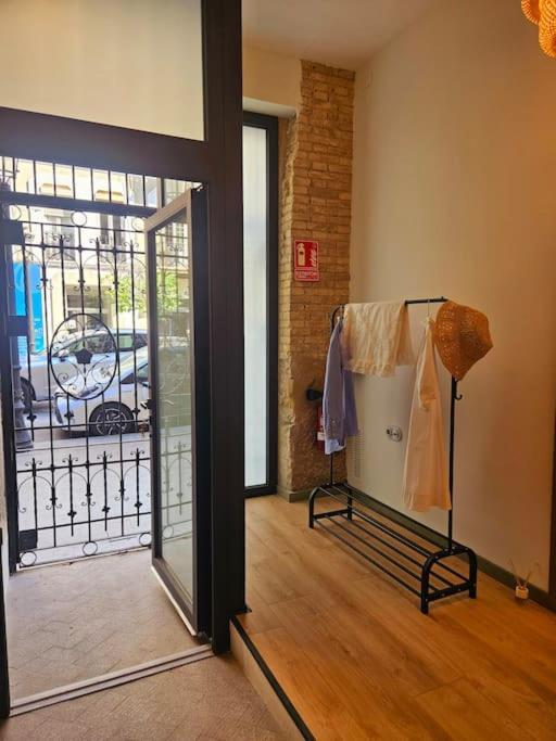Apartamento Tradicional Casa Con Patio Ruzafa Valencia Exterior foto